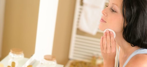 How to Remove Makeup