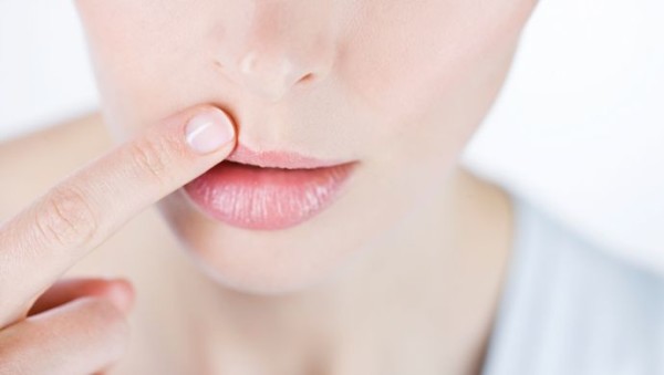 What causes cold sores