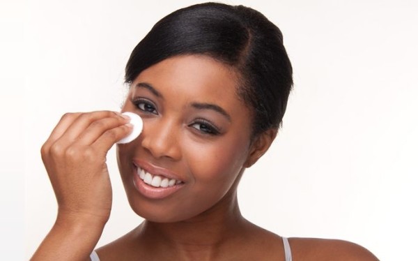 Does Baby Oil Remove Makeup