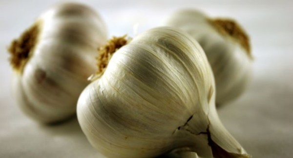 What are the health benefits of garlic
