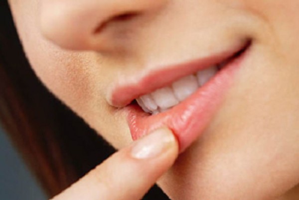 How do you get cold sores